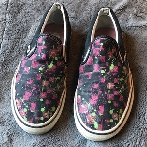 Black and Pink Checkered with Green Paint